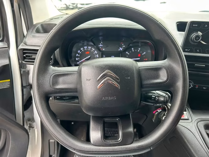 CITROEN BERLINGO BLUEHDI 1.5 - 2024 | 4916 - Imagen 10