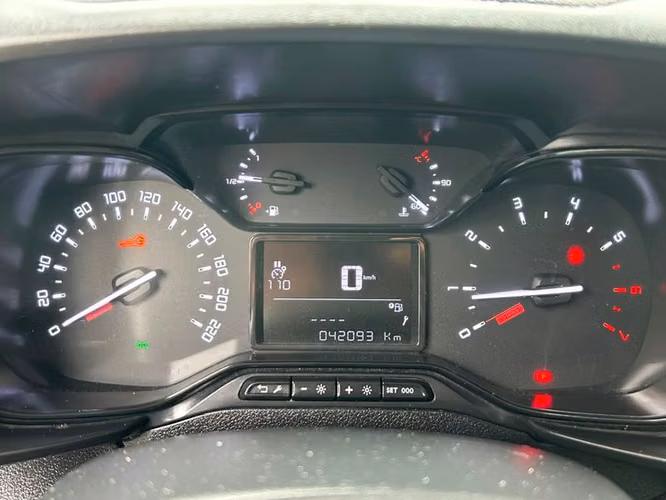 CITROEN BERLINGO BLUEHDI 1.5 - 2024 | 4916 - Imagen 13