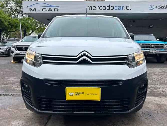 CITROEN BERLINGO BLUEHDI 1.5 - 2024 | 4915 - Imagen 2