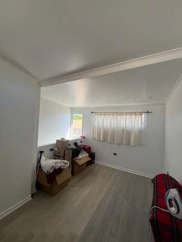 Hermosa casa de dos pisos remodelada - Imagen 10