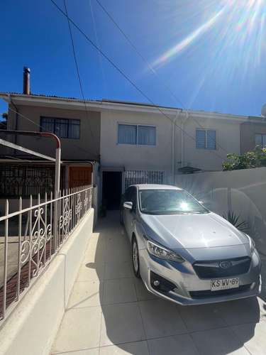 Hermosa casa de dos pisos remodelada - Imagen 17