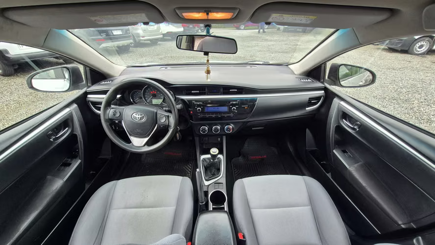 TOYOTA COROLLA 2015 - Imagen 17