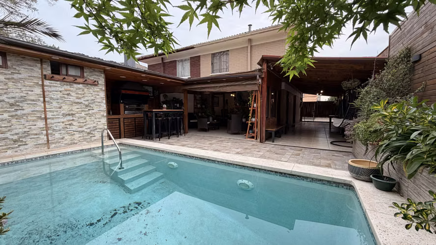 Casa 3D/3B con piscina temperada en Ciudad Satélite, Maipú - Imagen 4