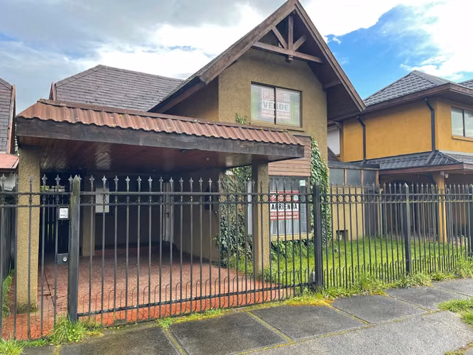 Barrio Pehuén Casa Familiar Amplios Espacios y Gran Conectividad