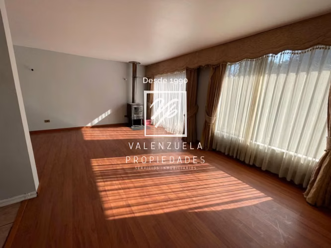Barrio Pehuén Casa Familiar Amplios Espacios y Gran Conectividad