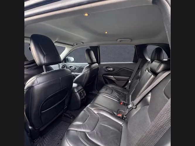 JEEP CHEROKEE LIMITED 2020 - Imagen 6