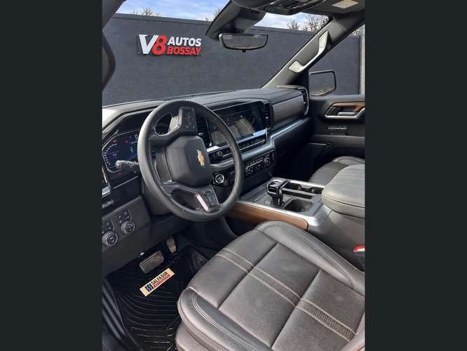 CHEVROLET SILVERADO LTZ 2024 - Imagen 5