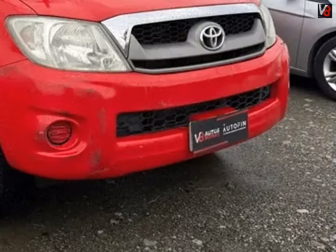 TOYOTA HILUX  2011