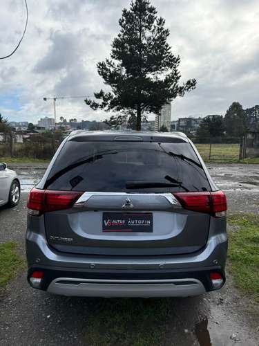 MITSUBISHI OUTLANDER  2022 - Imagen 5