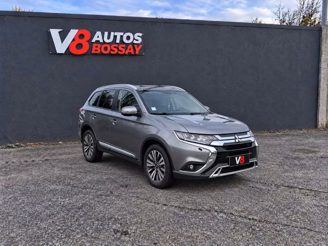 MITSUBISHI OUTLANDER  2022