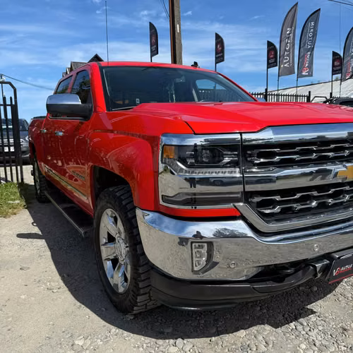 CHEVROLET SILVERADO LTZ 2018 - Imagen 3