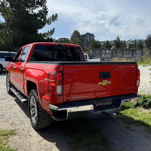 CHEVROLET SILVERADO LTZ 2018 - Imagen 4