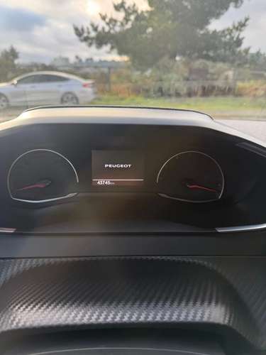 PEUGEOT 208  2022