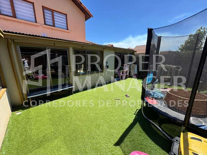 Casa 3D–3B 160m² + Estac. 2 Vehículos – Barrio Aguas Claras, Quilamapu, Chillán.