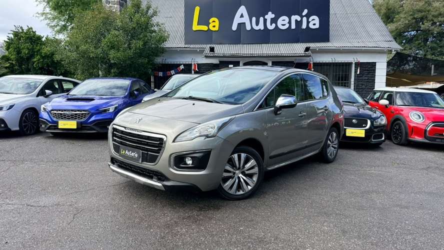 Peugeot 3008 1.6 ALLURE BLUE-HDI DIESEL 4X2 120HP MT 5P (2015)