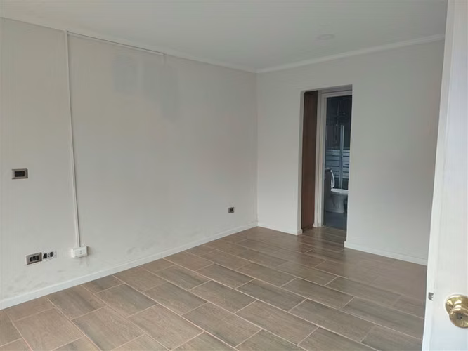 Arriendo casa avenida lo castillo - Imagen 3