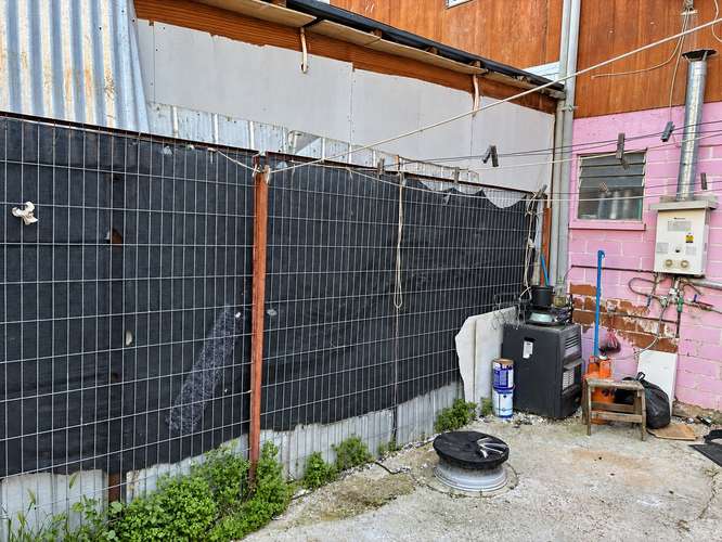 Casa de 2 dormitorios con patio y estacionamientos - Imagen 20
