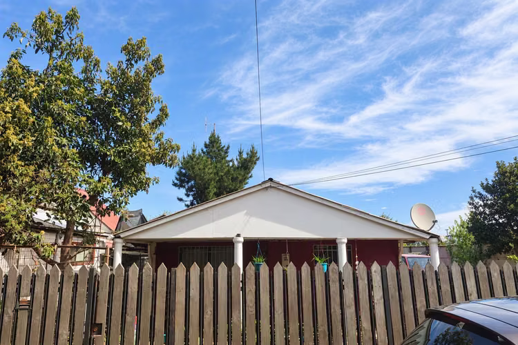Oportunidad en terreno 253 m2, avenida principal