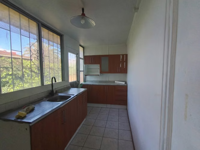 CASA COMERCIAL CON 3 PRIVADOS Y 3 BAÑOS – VILLA ALEMANA - Imagen 8
