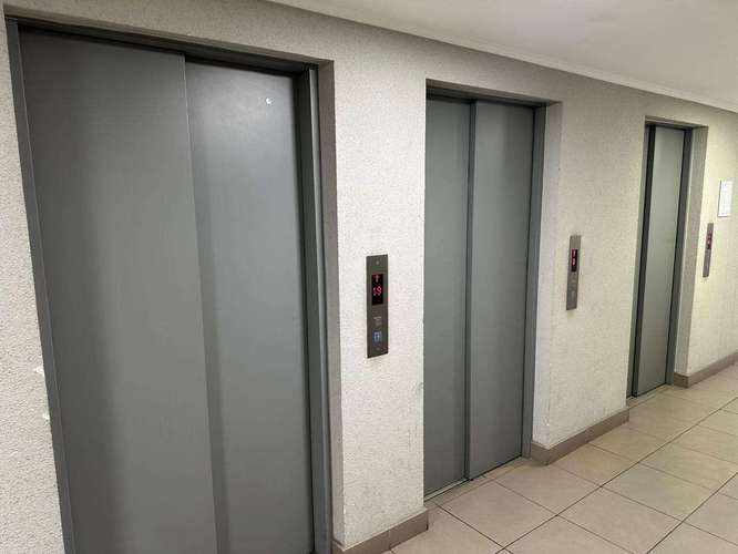 Arriendo increíble dpto 1D a un par de cuadras de Metro Moneda ! - Imagen 17