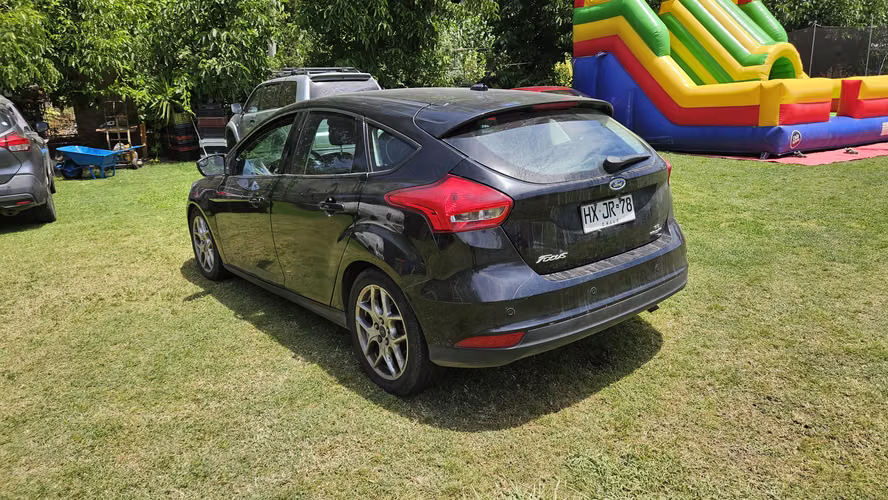 Ford Focus 2.0 SE AT Power Shift - Imagen 4
