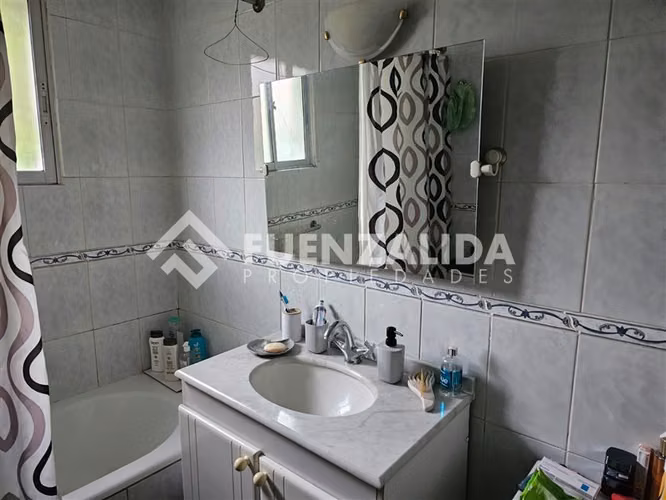 Casa en venta de 3 dorm. en Las Condes excelente ubicación - Imagen 12