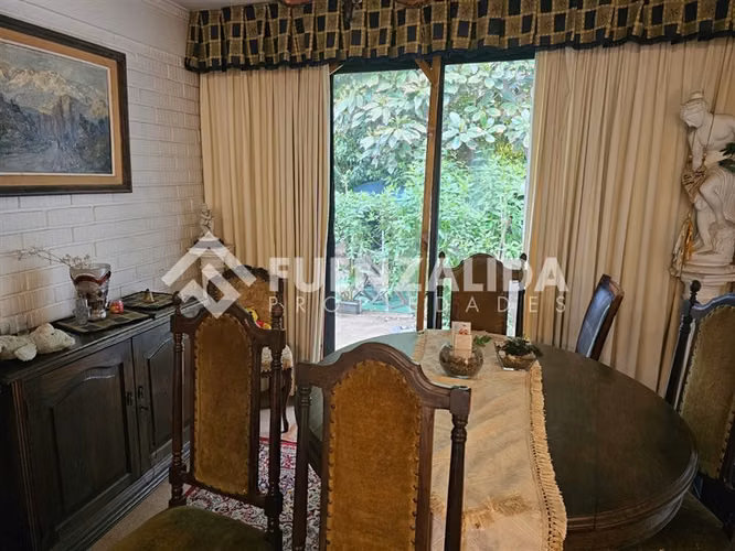 Casa en venta de 3 dorm. en Las Condes excelente ubicación - Imagen 7