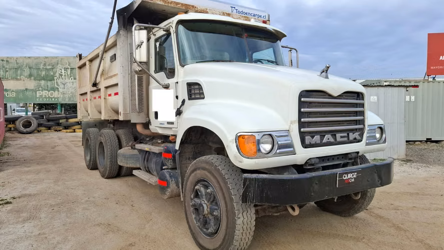 MACK CV713 TOLVA 12 MTS 2006