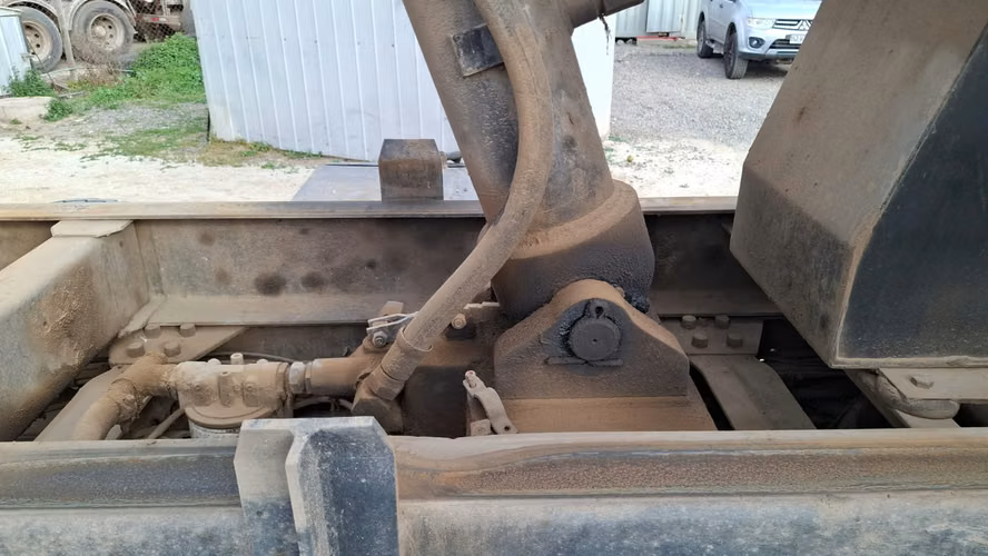 MACK CV713 TOLVA 12 MTS 2006