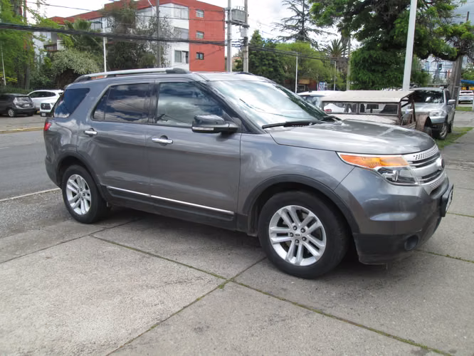 FORD EXPLORER XLT 3.5 AUT - Imagen 2