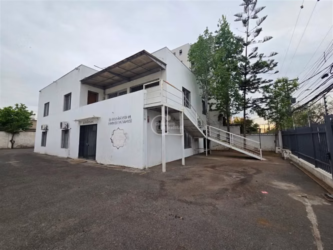 Local Comercial en arriendo en Providencia