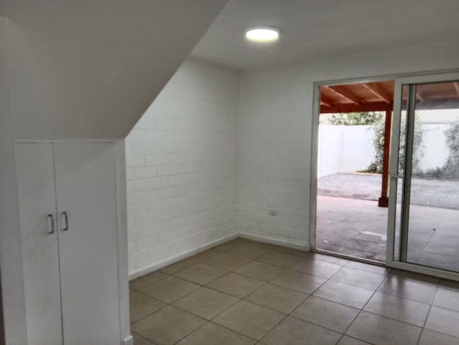 Hermosa casa en sector residencial (185319) - Imagen 13