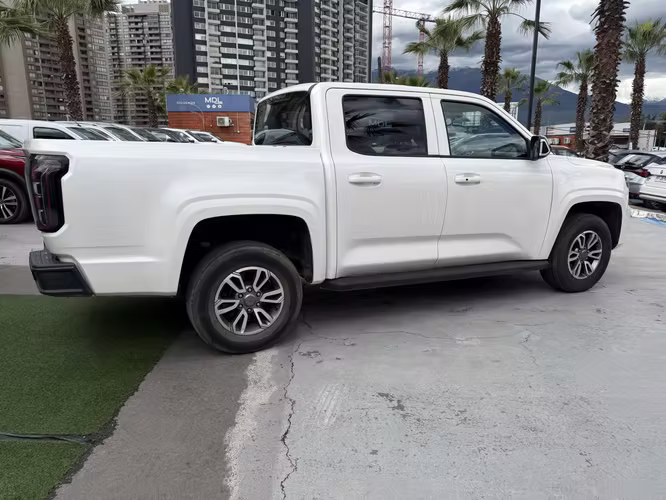 JMC GRAND AVENUE MT 4X2 2,3 - Imagen 8