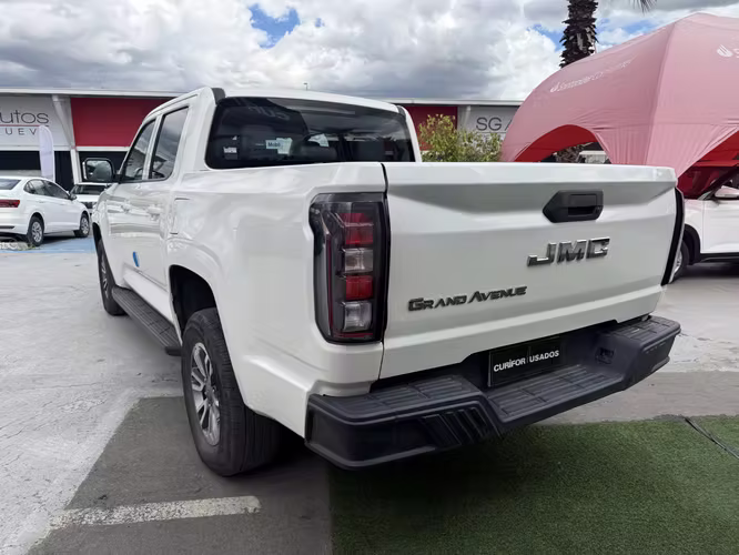JMC GRAND AVENUE MT 4X2 2,3 - Imagen 5