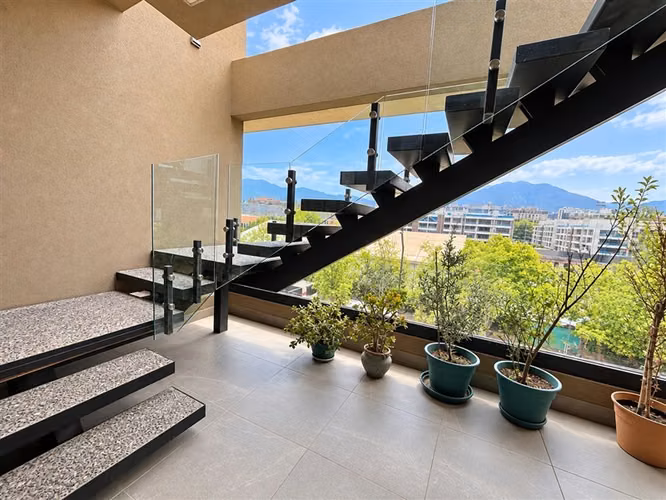 Departamento PH en venta de 3 dorm + servicio Lo Barnechea - Imagen 8