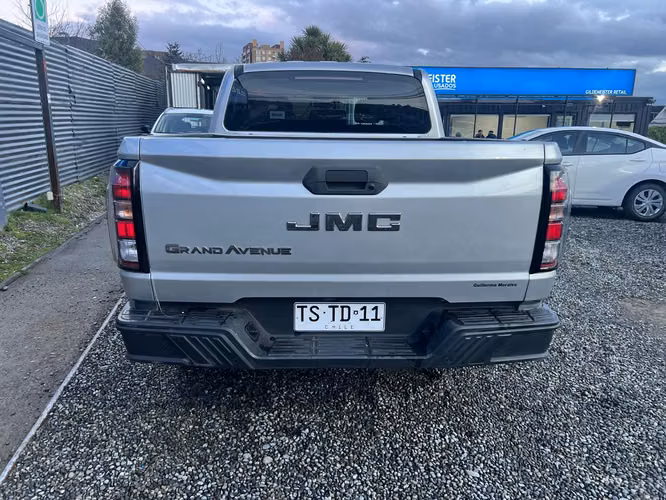 GILDEMEISTER USADOS CAMIONETA JMC GRAND AVENUE 4X4