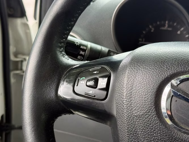 Mazda BT-50 3.2 SDX HIGH DIESEL 4X4 DOB. CAB. 6AT 4P (2021) - Imagen 12