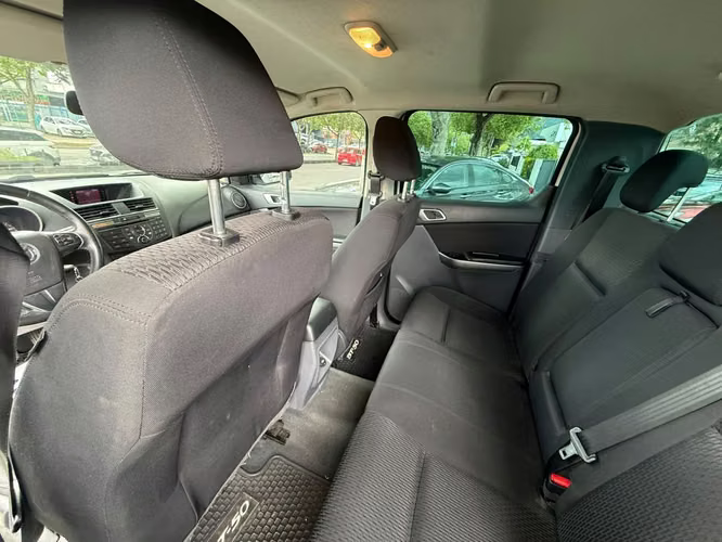 Mazda BT-50 3.2 SDX HIGH DIESEL 4X4 DOB. CAB. 6AT 4P (2021) - Imagen 5