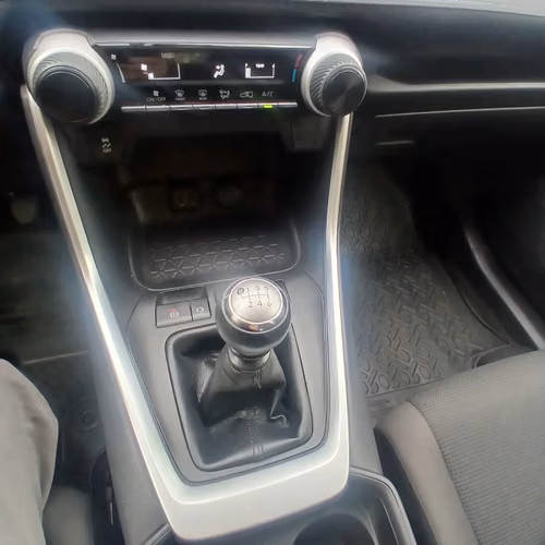 Toyota rav4 4x4 otto 2.0 2022 - Imagen 19
