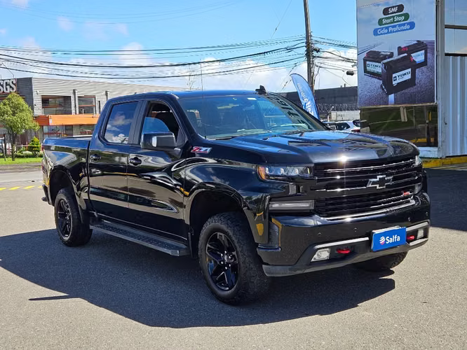 Chevrolet Silverado 5.3 LT TRAILBOSS Z71 4X4 AT 4P	 2022 - Imagen 3