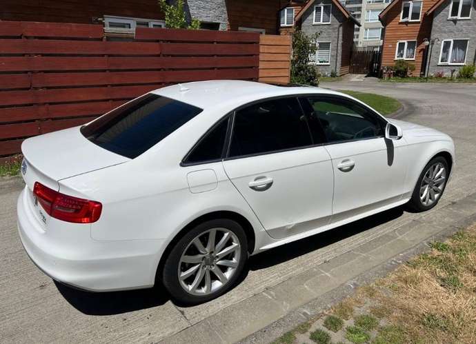 AUDI A4 - Imagen 4