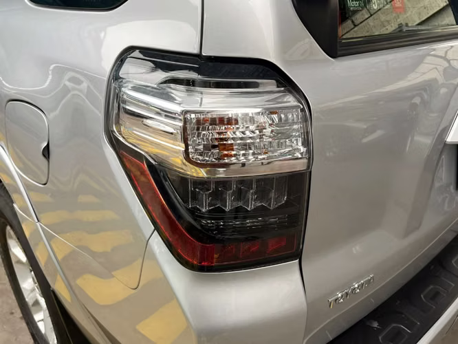 Toyota 4runner  4.0 SR5 CONNECTED AT 4X4 2023 - Imagen 11