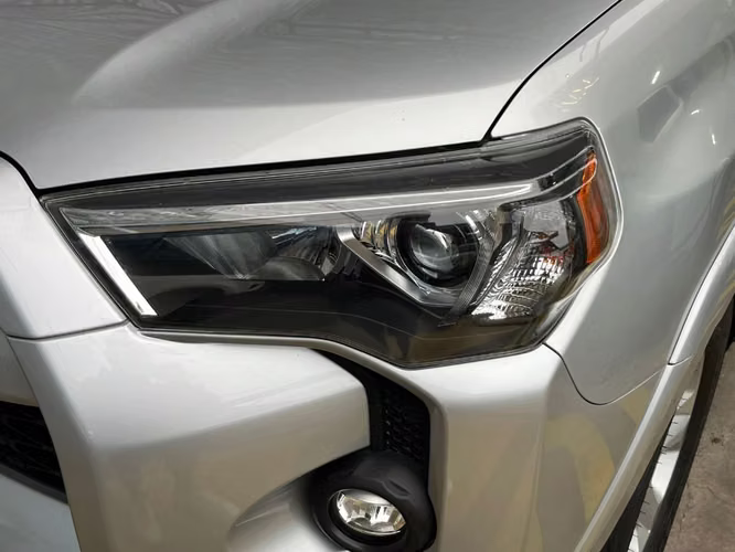 Toyota 4runner  4.0 SR5 CONNECTED AT 4X4 2023 - Imagen 9