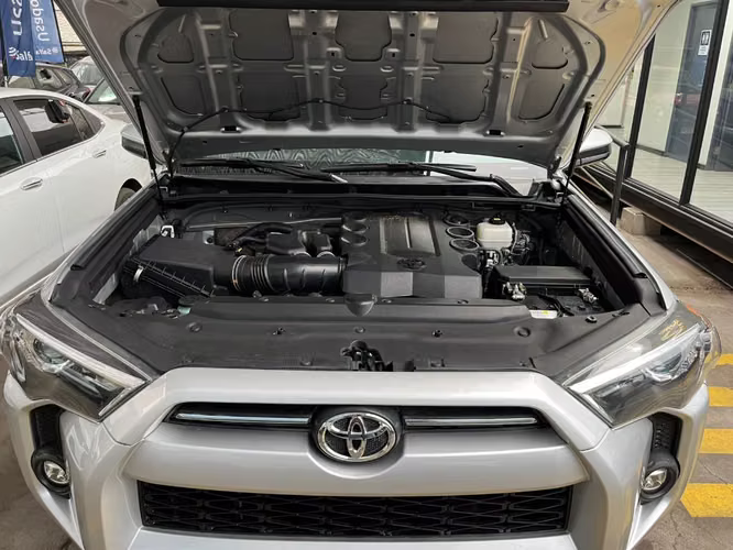 Toyota 4runner  4.0 SR5 CONNECTED AT 4X4 2023 - Imagen 12