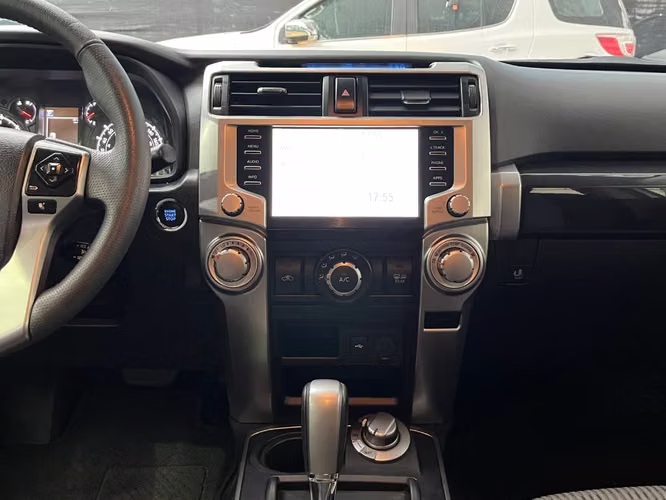Toyota 4runner  4.0 SR5 CONNECTED AT 4X4 2023 - Imagen 20