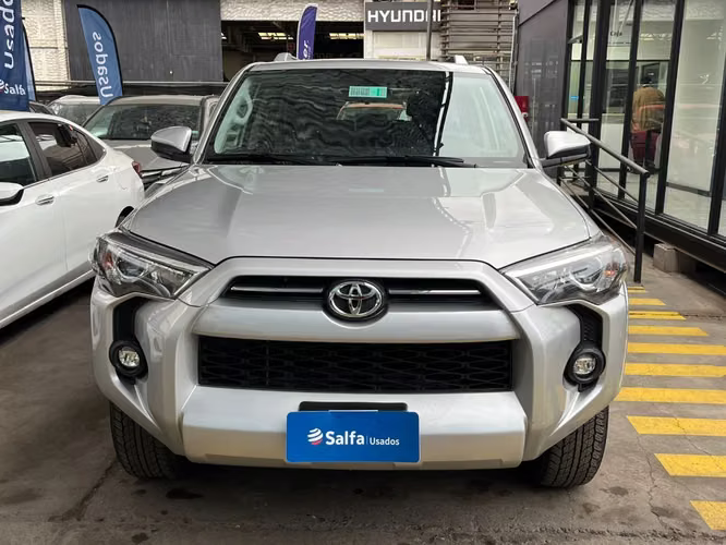 Toyota 4runner  4.0 SR5 CONNECTED AT 4X4 2023 - Imagen 2