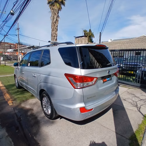 SsangYong stavic  d 2.0 2018 - Imagen 4