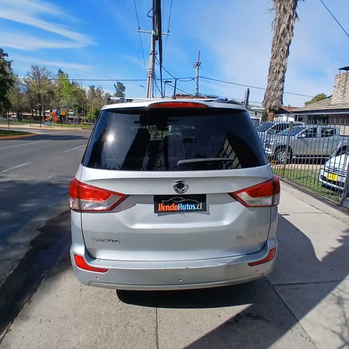 SsangYong stavic  d 2.0 2018 - Imagen 7
