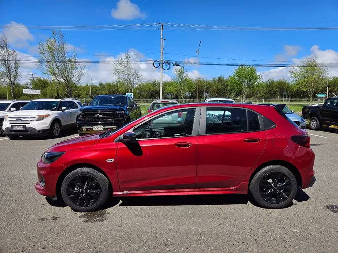 Chevrolet Onix 1.0T RS 4X2 HB MT 5P 2025 - Imagen 8