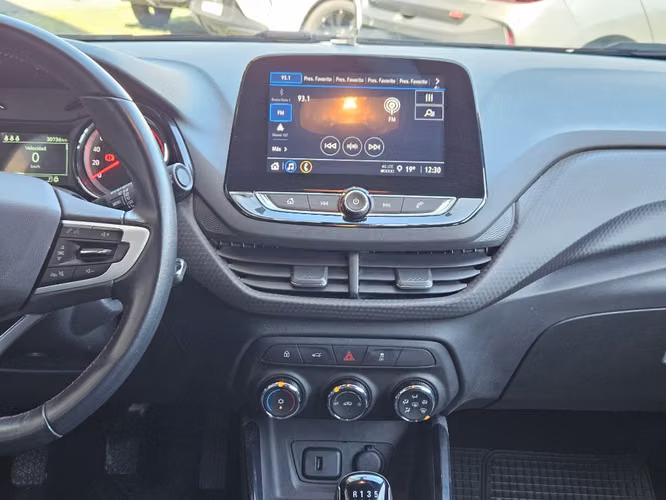 Chevrolet Onix 1.0T RS 4X2 HB MT 5P 2025 - Imagen 18